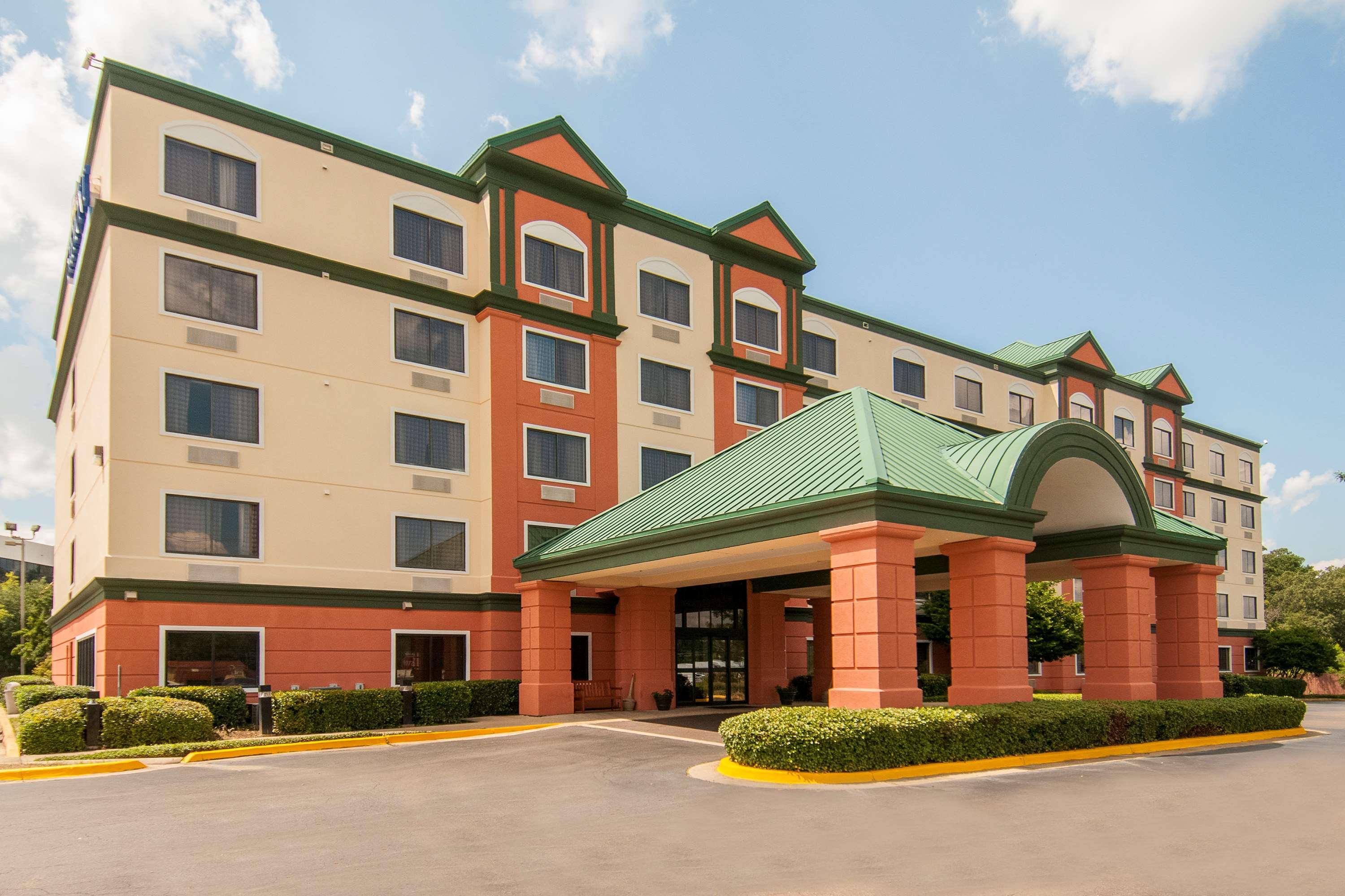 Hotel Baymont By Wyndham Jackson/Ridgeland Exterior foto